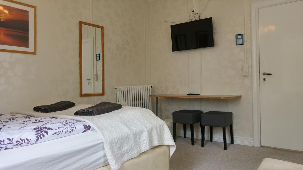 Guesthouse Solgardar Акурейри Экстерьер фото